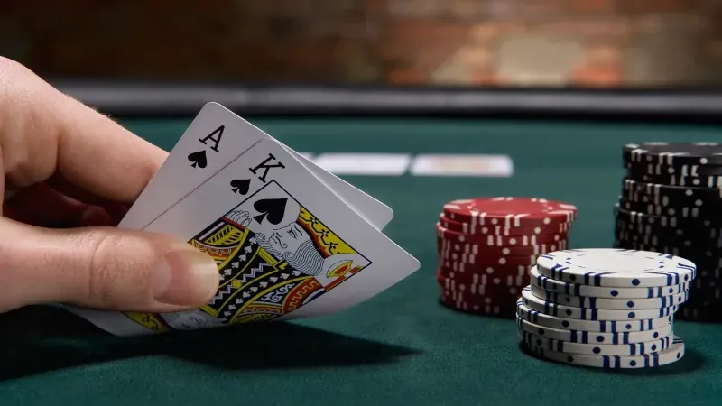 Basic concepts of online Poker card game